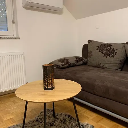 Apartamento Prenociste Simic Slavonski Brod Exterior foto