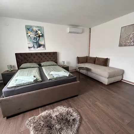 Apartamento Prenociste Simic Slavonski Brod Exterior foto
